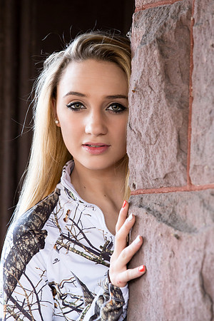 Shannon Garthwaite Senior Images 3-16-2015-0394pp