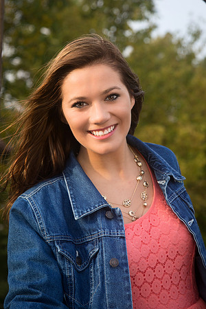 Cassie Bertl Senior Images 10-1-2014-5987_pp