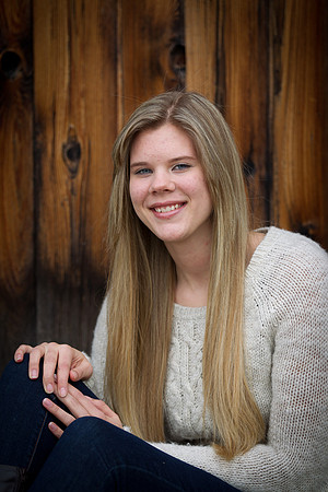 Emily Nylen Senior Images-5124