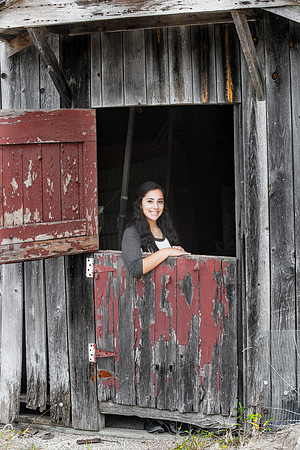 Emily Bergez Senior Images 8-10-2014-0641-2