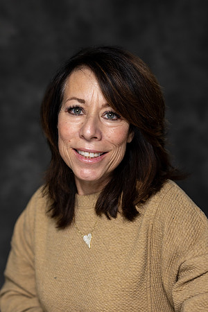Tracy Krahmer Portraits 11-15-2024-0787