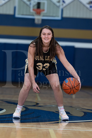 RC Basketball Seniors Banner Shoot 12-2-2021-0097