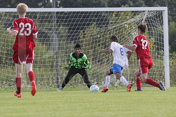 RC Boys Varsity Soccer vs Oregon 8-23-2016-0380