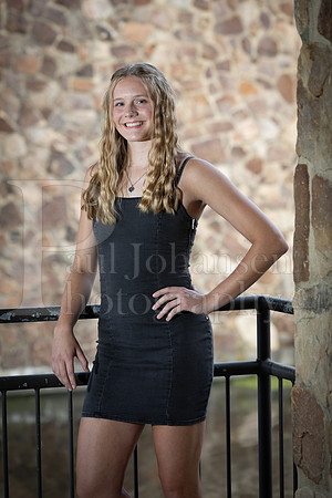 Emma Joiner Senior Images 7-25-2022-0462