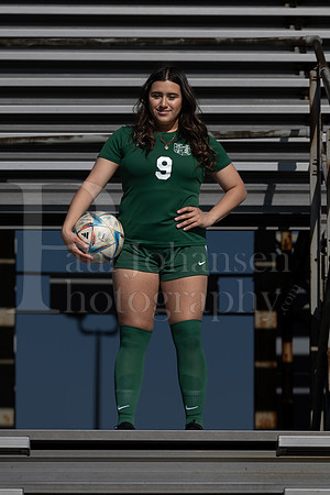Boylan Varsity Girls Soccer Team and Senior Shoot 4-25-2024-0217