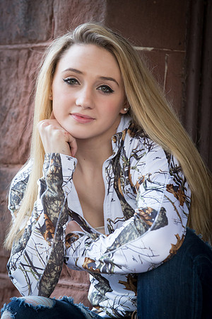 Shannon Garthwaite Senior Images 3-16-2015-0411
