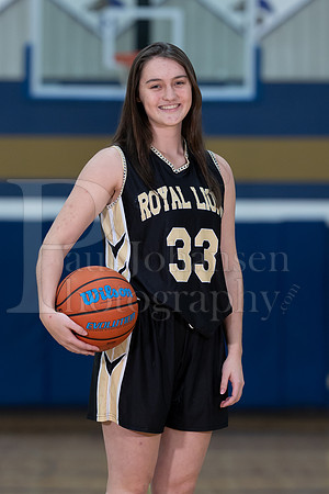 RC Basketball Seniors Banner Shoot 12-2-2021-0062