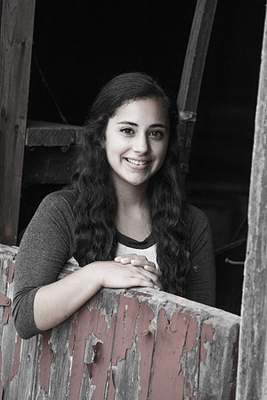 Emily Bergez Senior Images 8-10-2014-0643