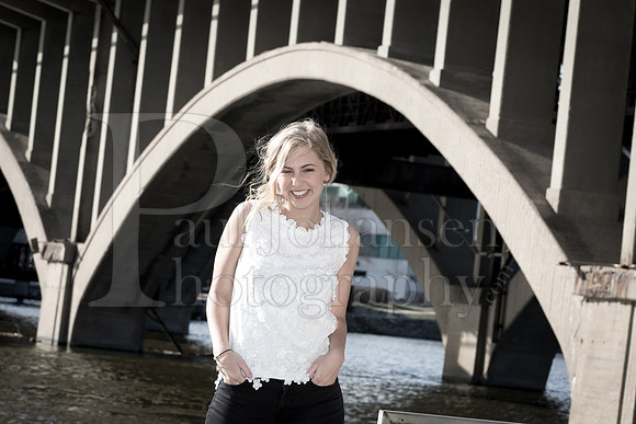 Annie Cyrs Senior Images 4-24-2018-0244-2