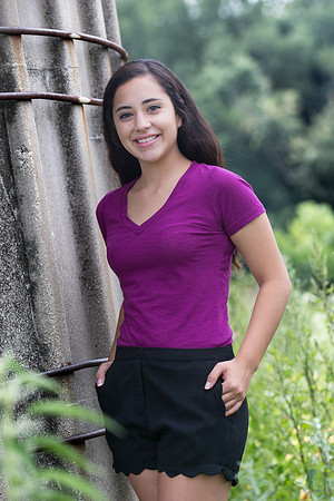 Emily Bergez Senior Images 8-10-2014-0539