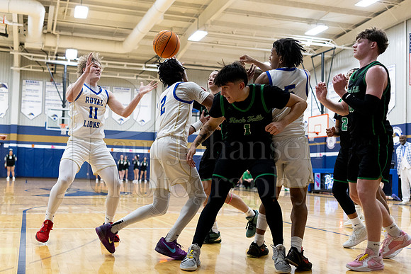 Rockford Christian Boys Varsity Basketball vs Rock Falls 2-7-2025-1125