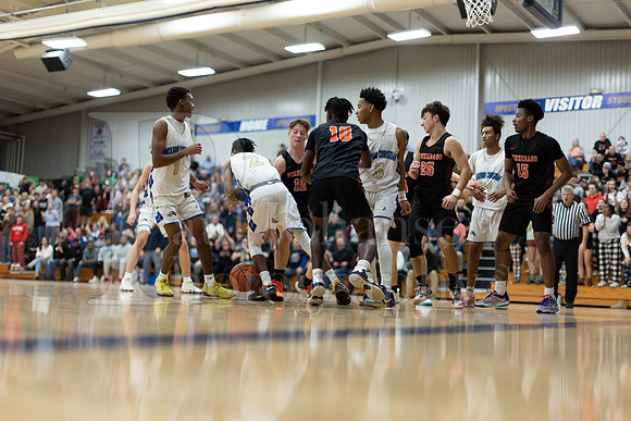 Rockford Christian Boys Varsity Basketball vs Winnebago 12-3-2022-0504