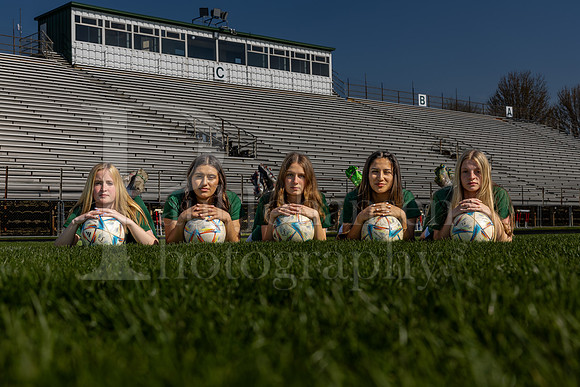 Boylan Varsity Girls Soccer Team and Senior Shoot 4-25-2024-0089