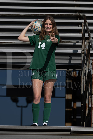 Boylan Varsity Girls Soccer Team and Senior Shoot 4-25-2024-0312