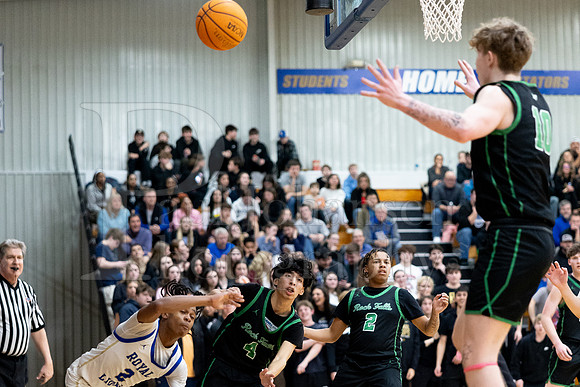 Rockford Christian Boys Varsity Basketball vs Rock Falls 2-7-2025-1259