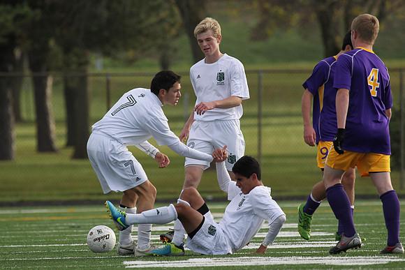 Boylan Varsity Boys Soccer vs Hononegah Regional Final 10-26-2013-4822