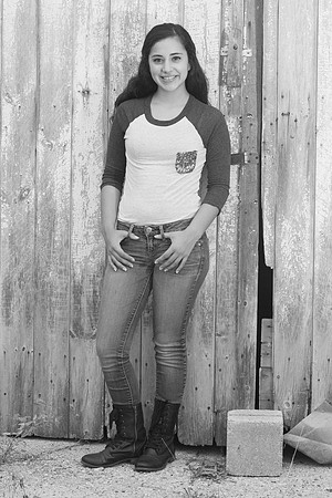 Emily Bergez Senior Images 8-10-2014-0662