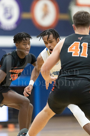 Rockford Christian Boys Varsity Basketball vs Winnebago 12-3-2022-0144