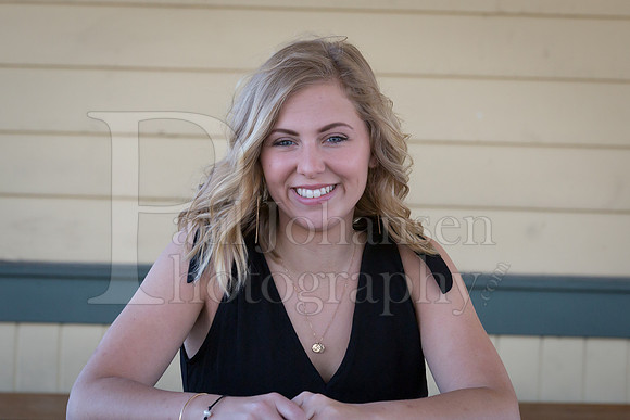 Annie Cyrs Senior Images 4-24-2018-0049