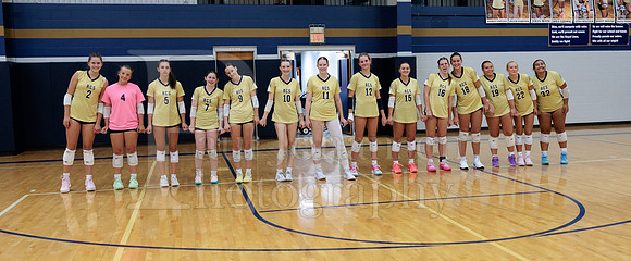 Rockford Christian Girls Varsity Volleyball vs St Edwards 8-27-2025-0004