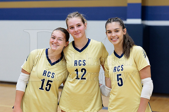 Rockford Christian Girls Varsity Volleyball vs St Edwards 8-27-2025-0037