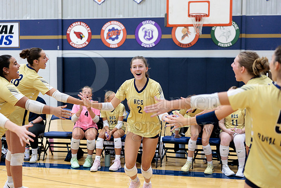 Rockford Christian Girls Varsity Volleyball vs St Edwards 8-27-2025-0045