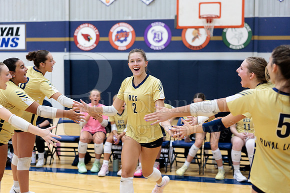 Rockford Christian Girls Varsity Volleyball vs St Edwards 8-27-2025-0046