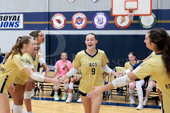 Rockford Christian Girls Varsity Volleyball vs St Edwards 8-27-2025-0060