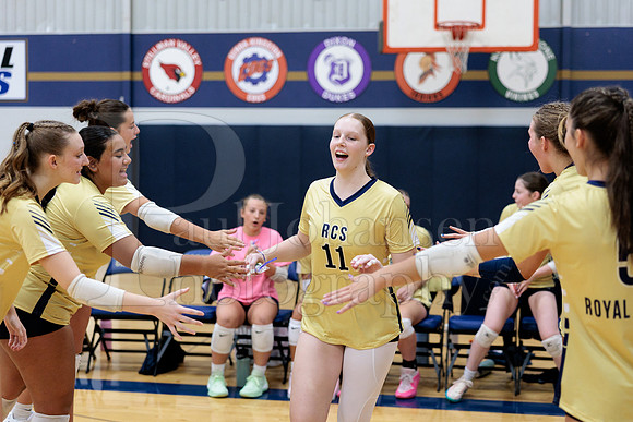 Rockford Christian Girls Varsity Volleyball vs St Edwards 8-27-2025-0076