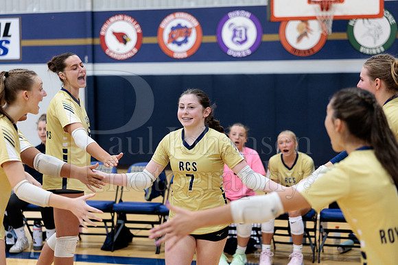 Rockford Christian Girls Varsity Volleyball vs St Edwards 8-27-2025-0119