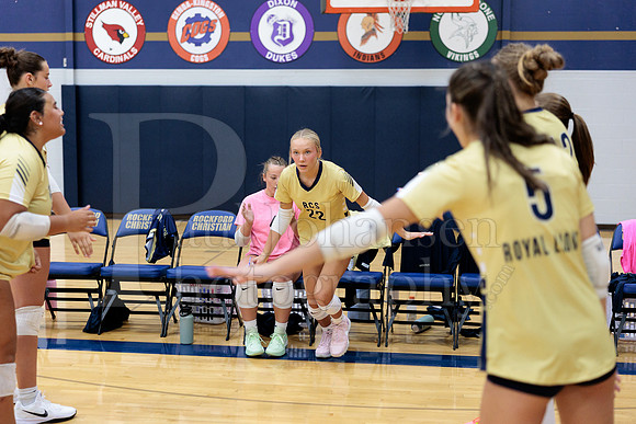 Rockford Christian Girls Varsity Volleyball vs St Edwards 8-27-2025-0132