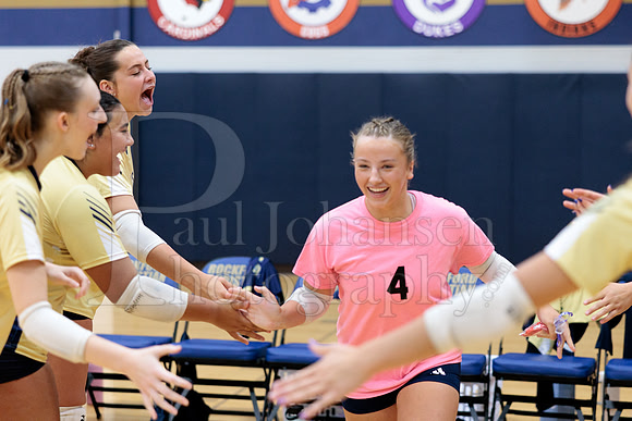 Rockford Christian Girls Varsity Volleyball vs St Edwards 8-27-2025-0157