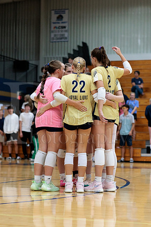 Rockford Christian Girls Varsity Volleyball vs St Edwards 8-27-2025-0196