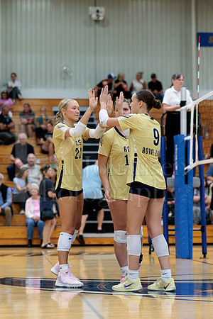Rockford Christian Girls Varsity Volleyball vs St Edwards 8-27-2025-0202