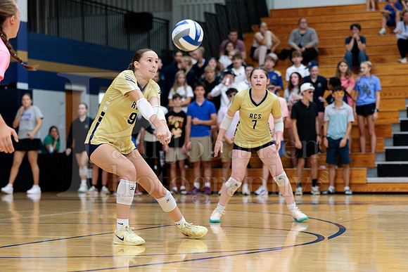 Rockford Christian Girls Varsity Volleyball vs St Edwards 8-27-2025-0303