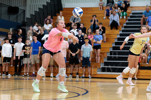 Rockford Christian Girls Varsity Volleyball vs St Edwards 8-27-2025-0335