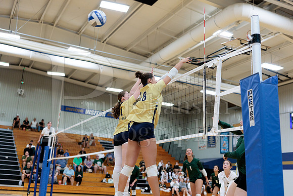 Rockford Christian Girls Varsity Volleyball vs St Edwards 8-27-2025-0444