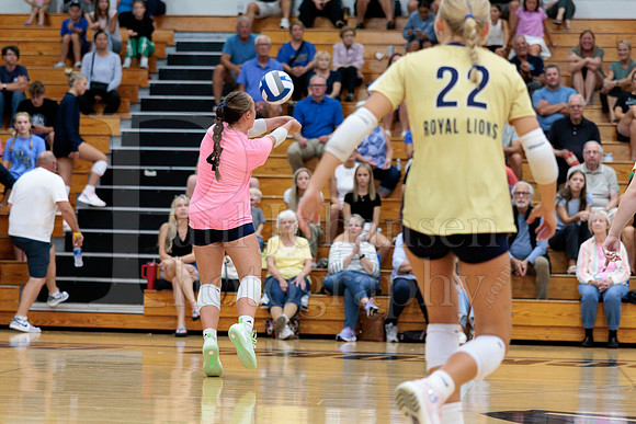 Rockford Christian Girls Varsity Volleyball vs St Edwards 8-27-2025-0465