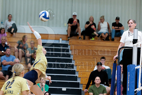 Rockford Christian Girls Varsity Volleyball vs St Edwards 8-27-2025-0493
