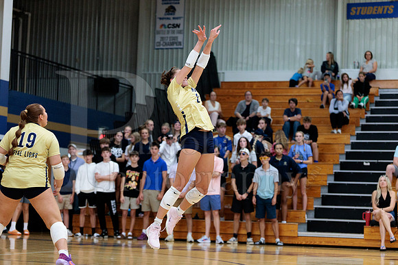 Rockford Christian Girls Varsity Volleyball vs St Edwards 8-27-2025-0486