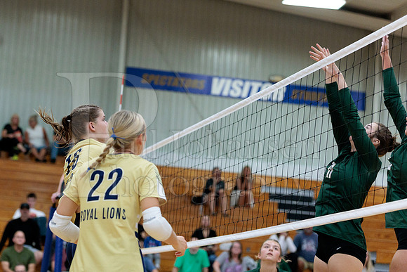 Rockford Christian Girls Varsity Volleyball vs St Edwards 8-27-2025-0503