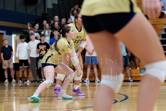 Rockford Christian Girls Varsity Volleyball vs St Edwards 8-27-2025-0528