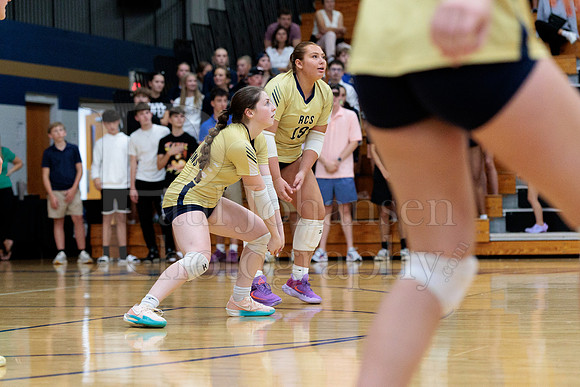 Rockford Christian Girls Varsity Volleyball vs St Edwards 8-27-2025-0527