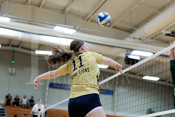 Rockford Christian Girls Varsity Volleyball vs St Edwards 8-27-2025-0576