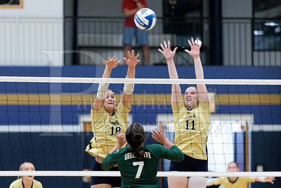 Rockford Christian Girls Varsity Volleyball vs St Edwards 8-27-2025-0611