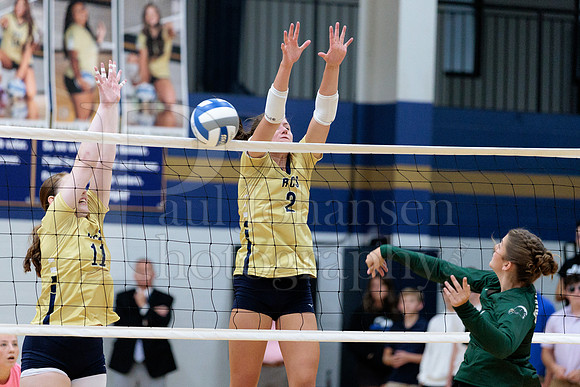Rockford Christian Girls Varsity Volleyball vs St Edwards 8-27-2025-0624