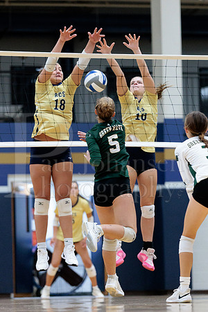 Rockford Christian Girls Varsity Volleyball vs St Edwards 8-27-2025-0814