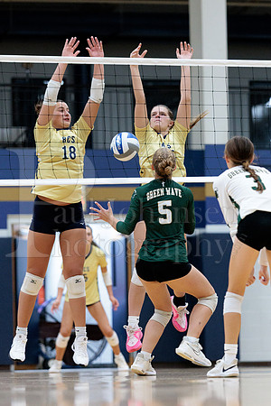Rockford Christian Girls Varsity Volleyball vs St Edwards 8-27-2025-0816