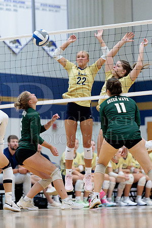 Rockford Christian Girls Varsity Volleyball vs St Edwards 8-27-2025-0956