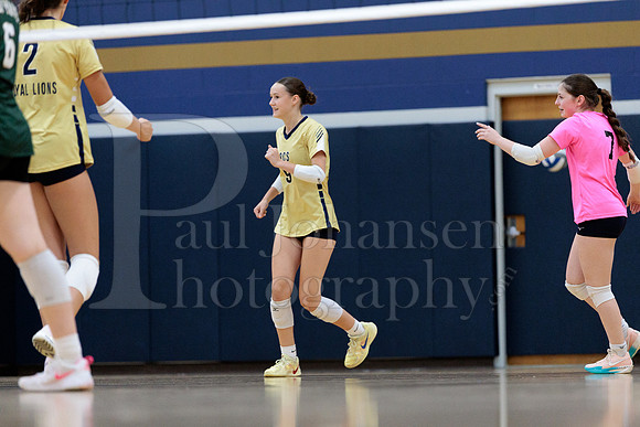 Rockford Christian Girls Varsity Volleyball vs St Edwards 8-27-2025-1015
